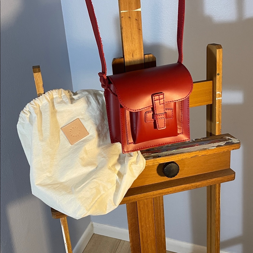 Agnes Baddoo .5 Sac Red Leather Crossbody Bag NWT ❣️